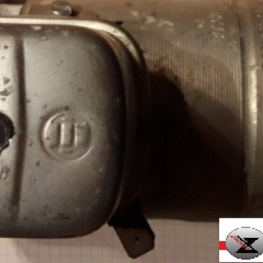 VW CLASSIC BEETLE 1953-1961 NOS BOSCH 6V DYNAMO WITH REGULATOR (111903021H_B)