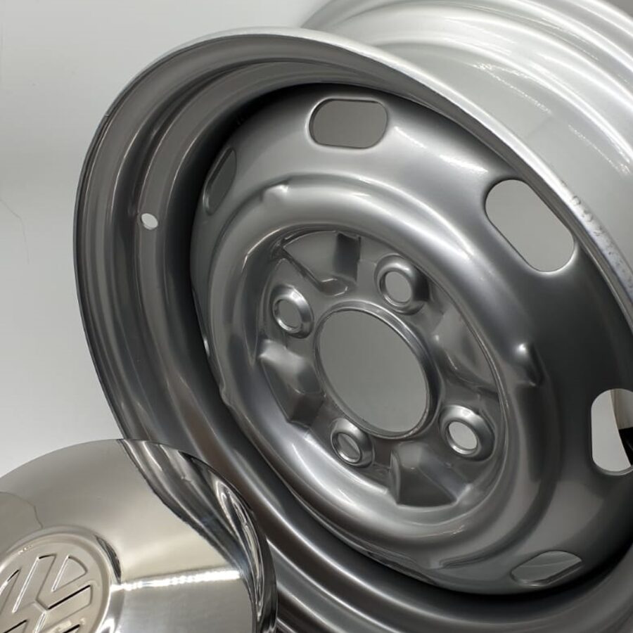 PAINTED STEEL WHEEL, 5.5×15″, 4 HOLES, ET25 VW BEETLE T1 67-85 (VW36P_JP)